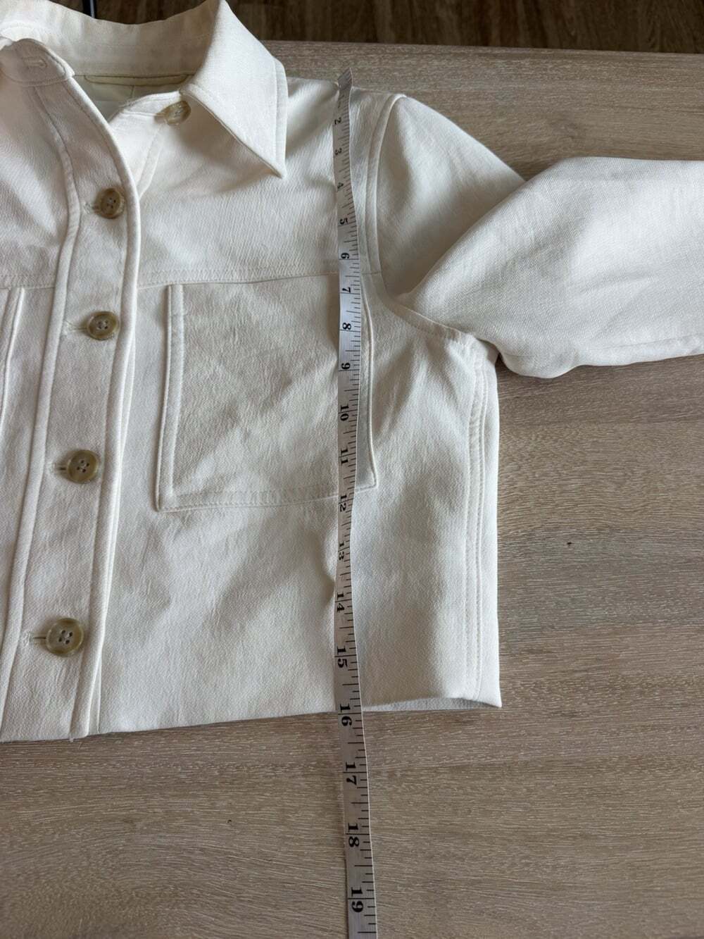 Aritzia Little Cropped Jacket Crepette in Light Birch Size 2XS - Picture 6 of 11